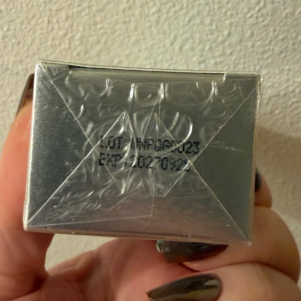 WNP WRINKLE ERASER EYE CREAM NIB - Picture 2 of 2